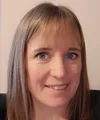 Jennifer Johns 氏